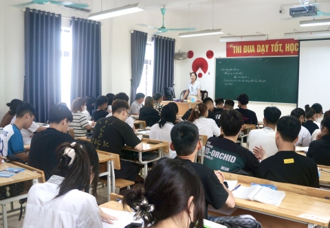 HKK Global giải tỏa căng thẳng cho sĩ tử 2K6 bằng chương trình tư vấn định hướng nghề